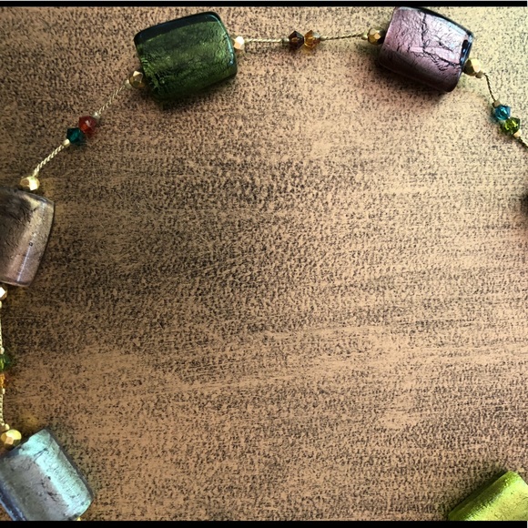 Beautiful & colorful 17” gold necklace with 7 different metallic glass b… - Picture 8 of 9